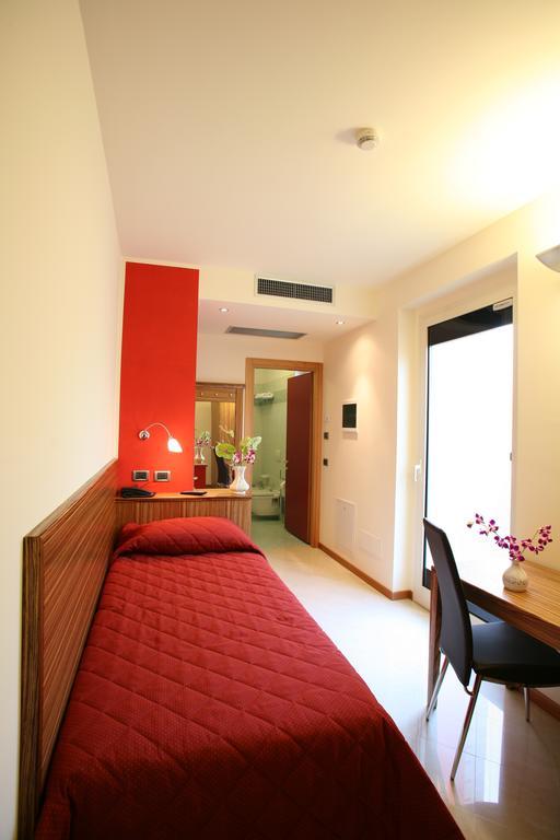 Hotel 5 Vie Almenno San Salvatore Kamer foto